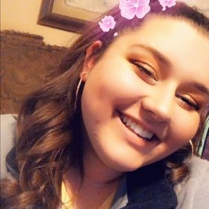 Meet your Posher, Madeline